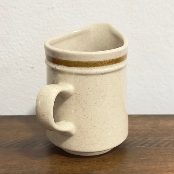 Mikasa - Stone Village, Tropicana, Stoneware Creamer - Picture 4 of 6